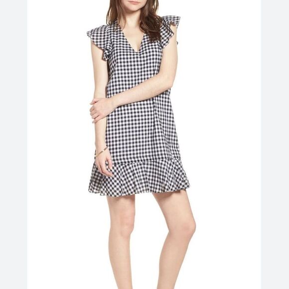 Madewell Dresses & Skirts - Madewell ruffle gingham shift dress black white